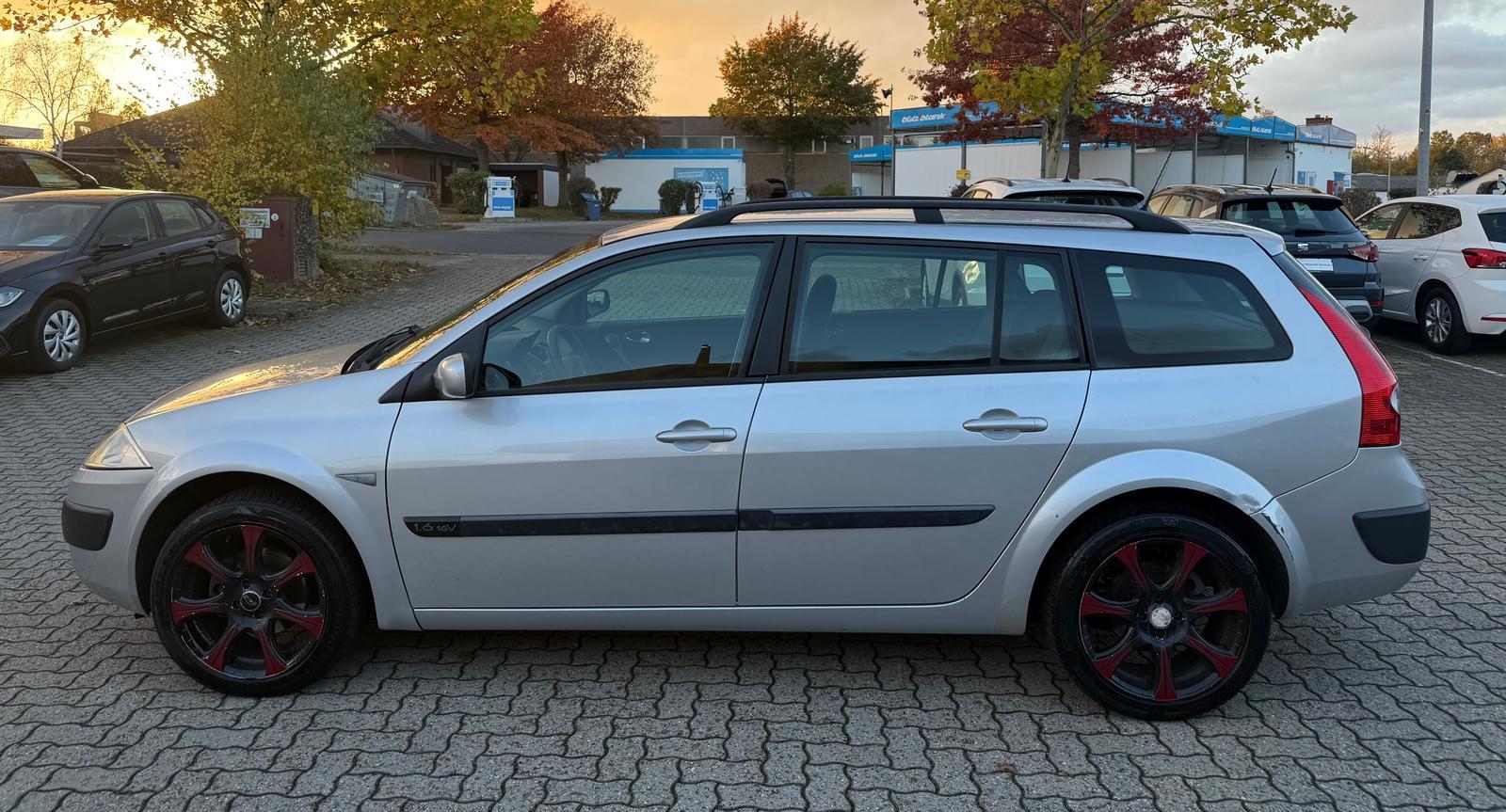 Renault Megane 2005 — photo 8