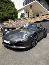 Porsche 991 Turbo S Coupé Burmester/PCCB/Lederpaket/MFL