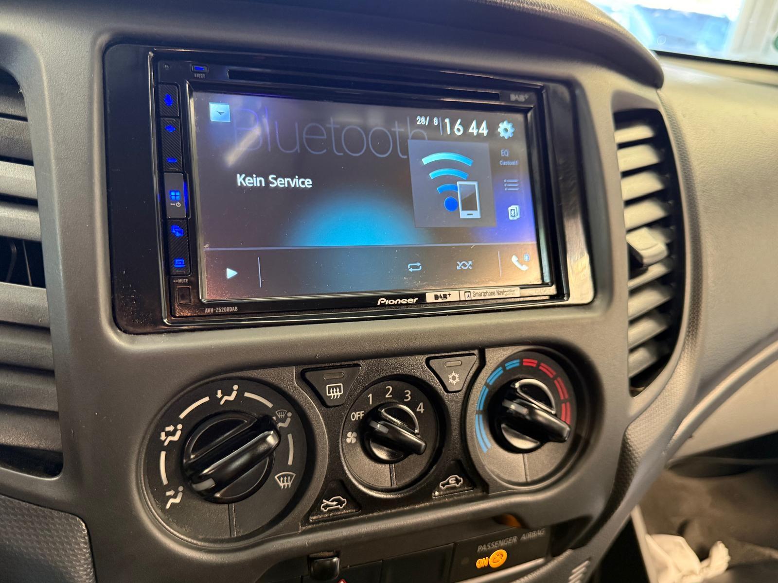 Mitsubishi L200 Basis Club Cab 4WD 1Hand AHK 3,5t LKW-Zul