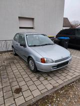 Toyota Starlet, Baujahr 1995  technisch s... - Toyota Starlet mit Benzin-Antrieb: Kleinwagen