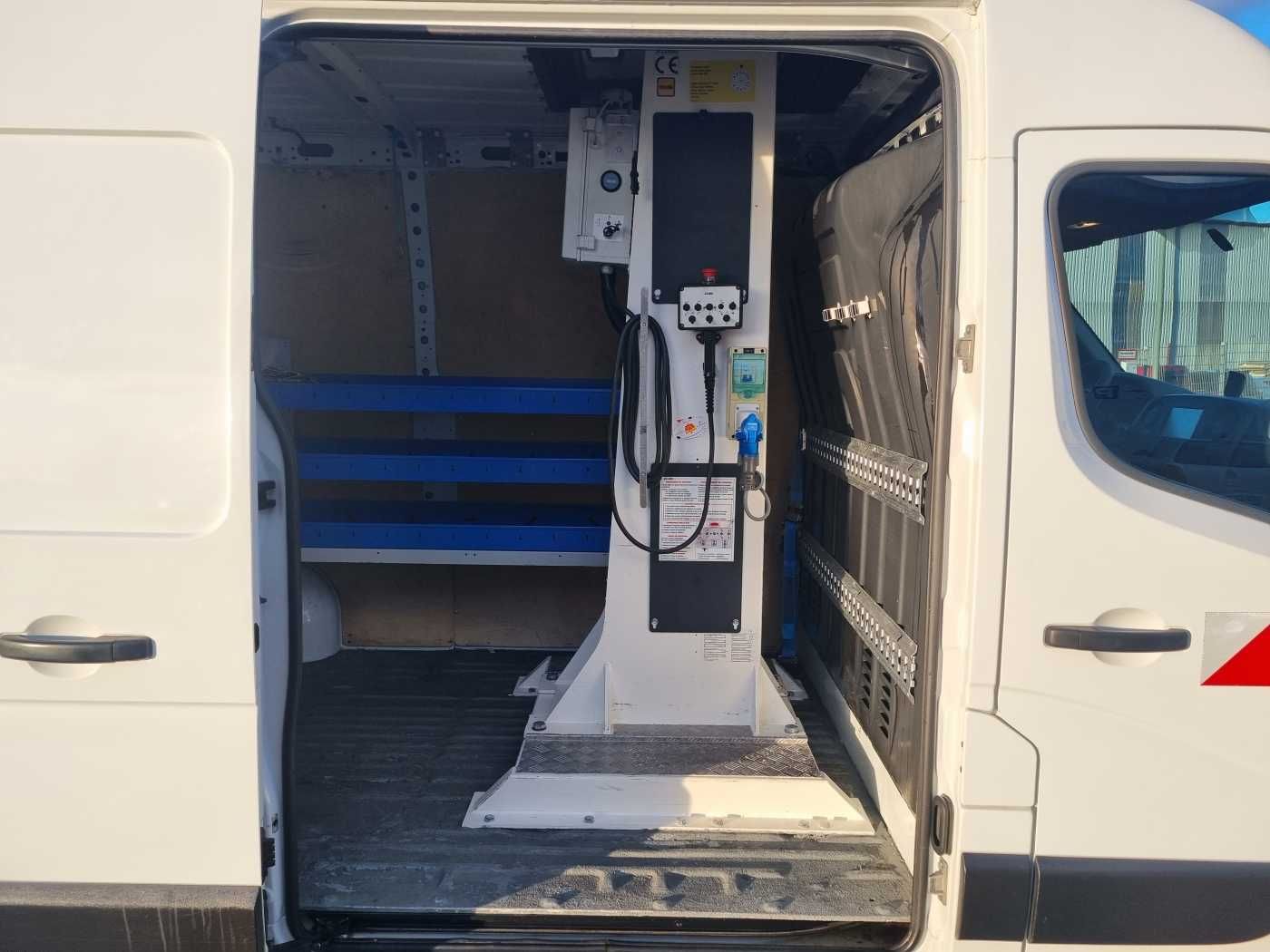 Fahrzeugabbildung Renault Master 2.3 dCi / KLUBB K26, 12m