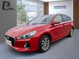 Hyundai i30cw 1.4 6-M/T Family+ Navigationssystem - Hyundai i30: 1.6