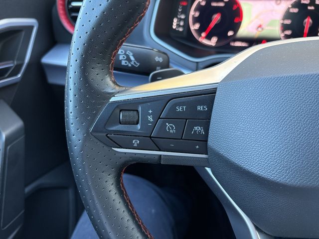 Ibiza FR Pro Black Edition *Navi+LED+ACC+FullLin