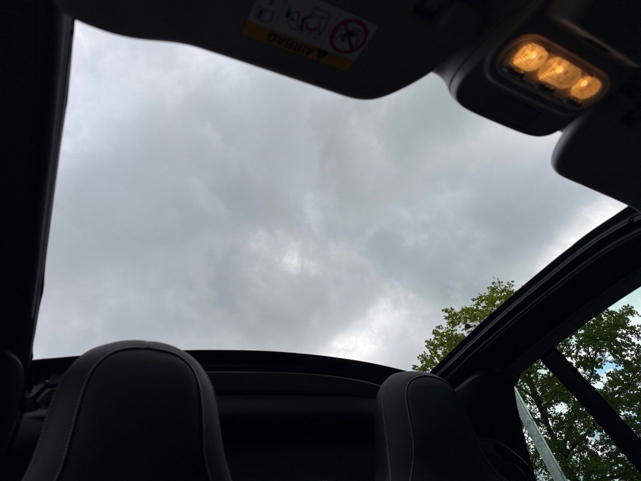 Fahrzeugabbildung Smart smart EQ fortwo cabrio AUT Kam. KlimaA LM Leder