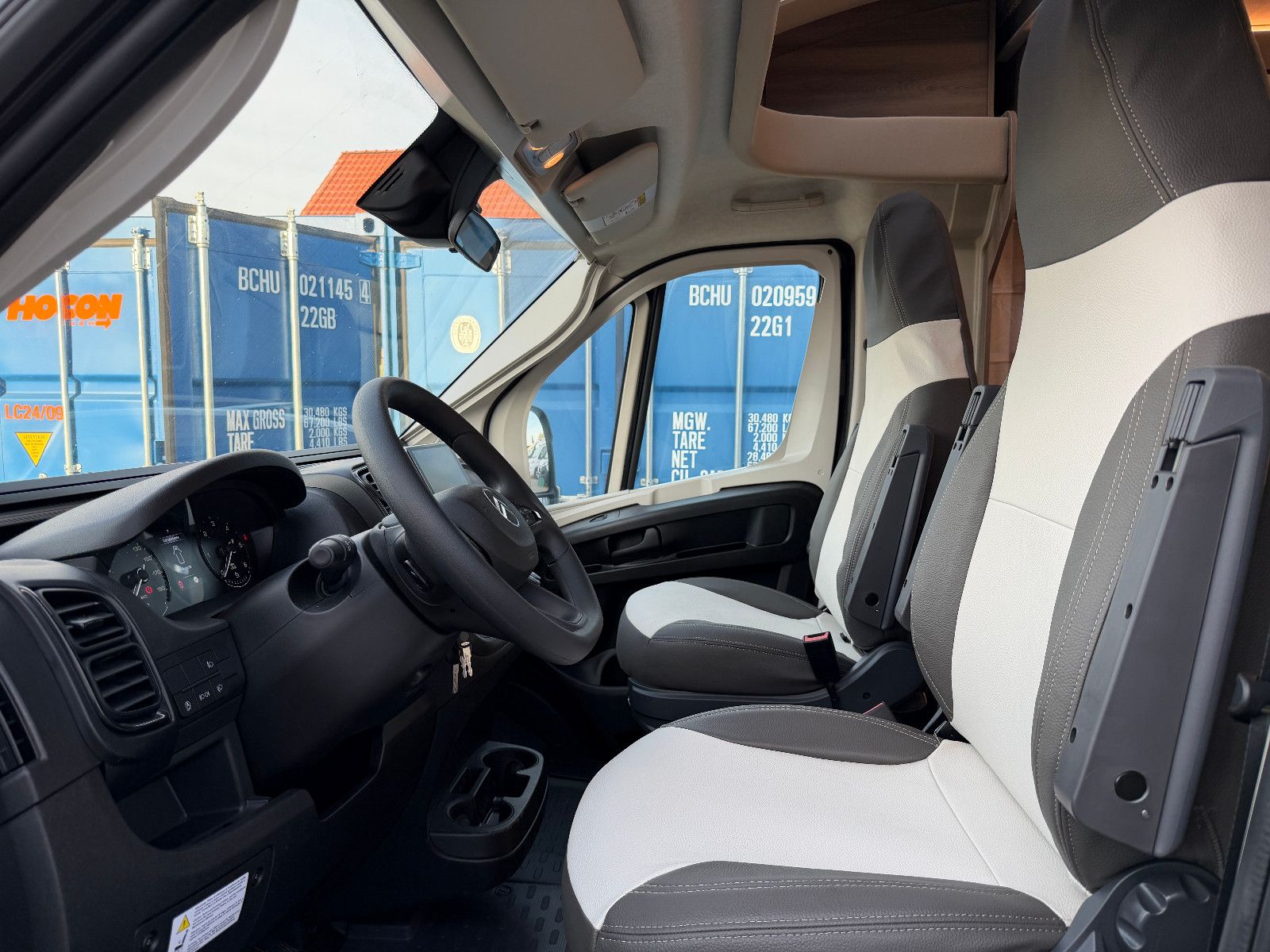 Fahrzeugabbildung Roller Team Kronos - Black Edition - 288TL