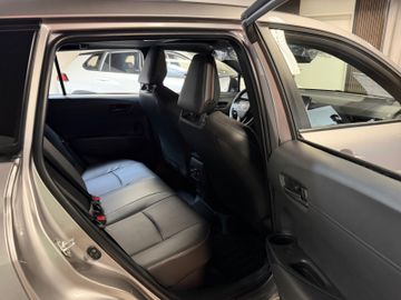 Toyota Corolla Cross - 11