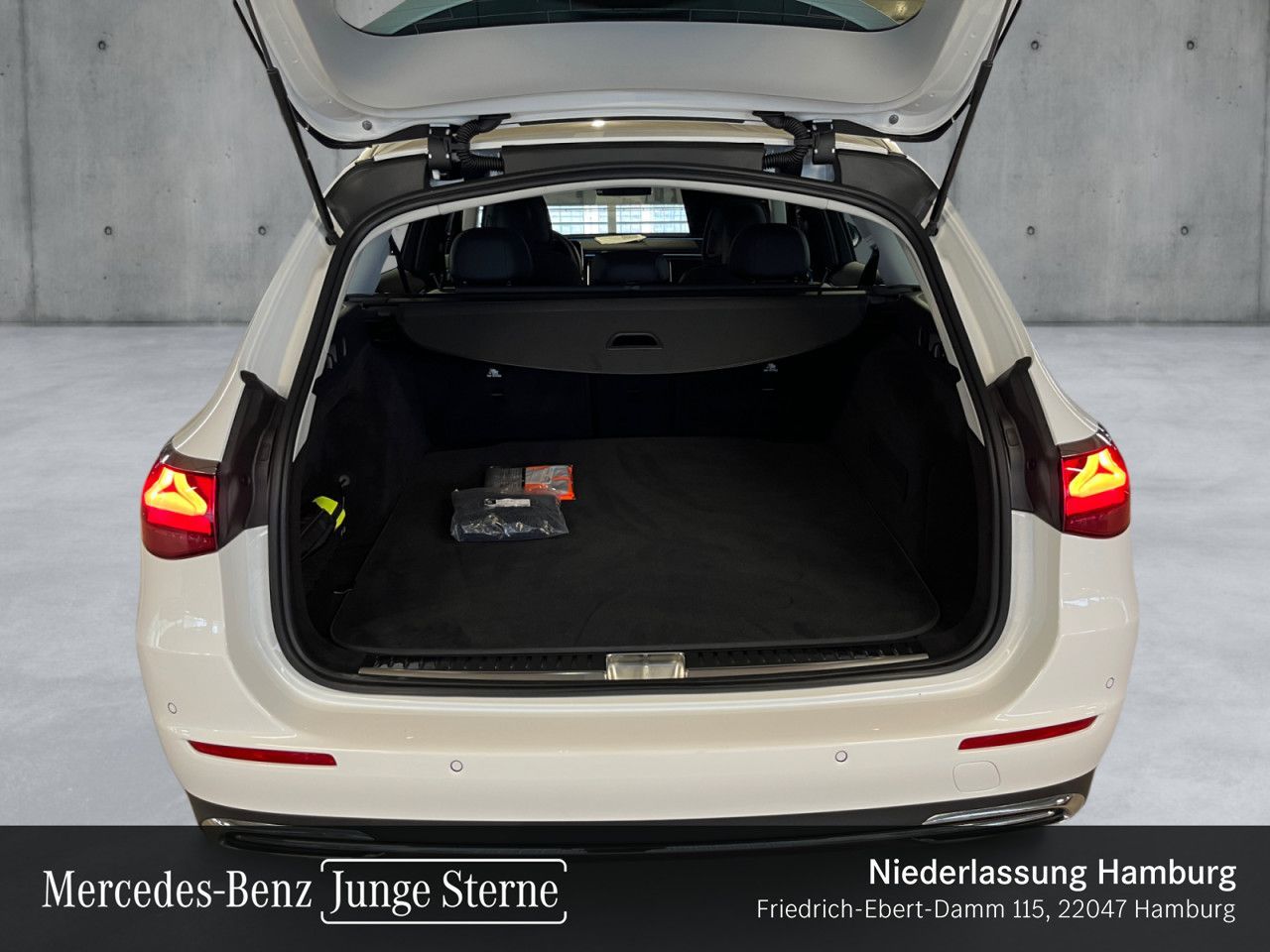 Mercedes-Benz E 200 T Avantgarde Advanced/AHK/DISTRONIC/LED/ foto 17