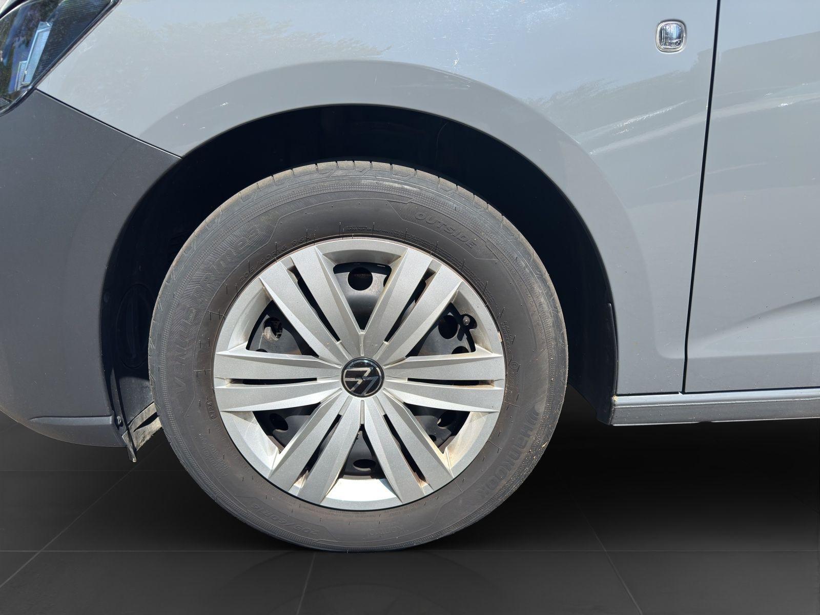 Volkswagen Caddy Maxi TDI 7-SITZE AHK KAMERA App-Connect