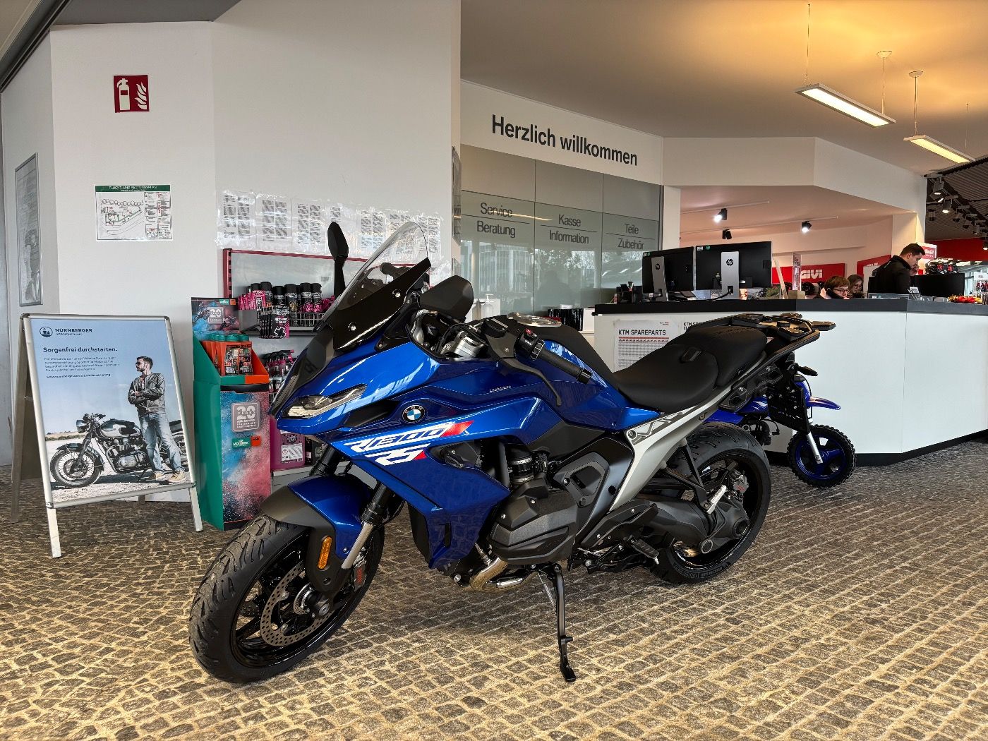 Fahrzeugabbildung BMW R 1300 RS 4 Pakete