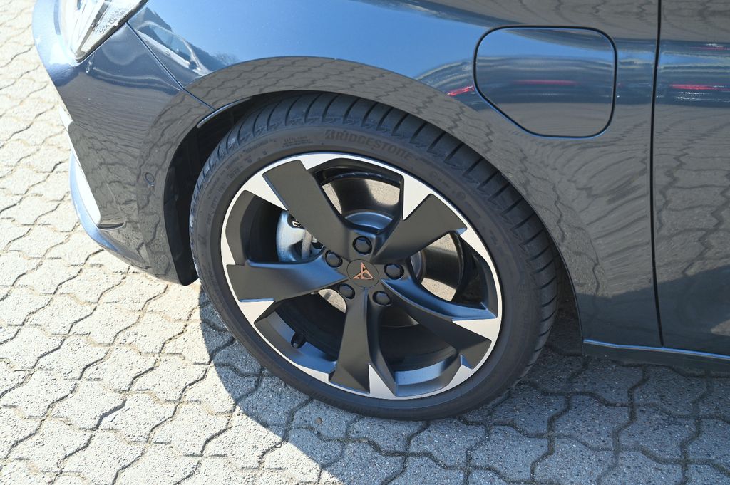 CUPRA Leon Sportstourer 1.4 e-Hybrid Navi Leder CUPRA Leon Sportstourer 1.4 e-Hybrid Navi Leder