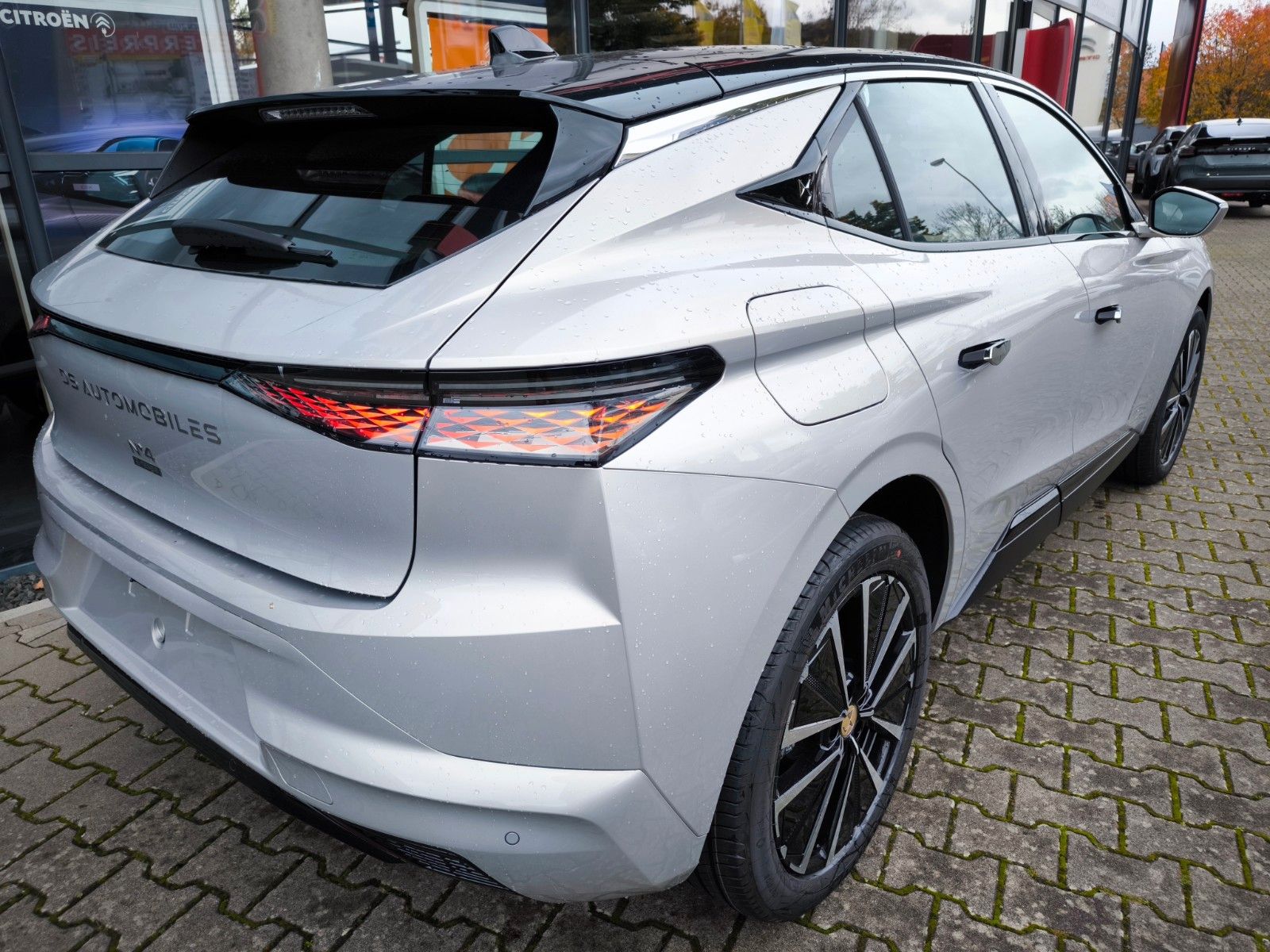 DS Automobiles DS No. 4 JULES VERNE E-TENSE imagem 2