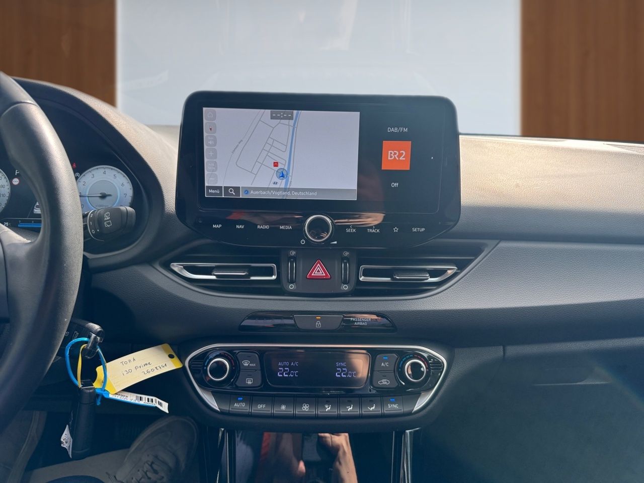 Fahrzeugabbildung Hyundai i30 PRIME KAM*LED*NAVI*SHZ*LHZ*PDC*CARPL*2Z-KLIM