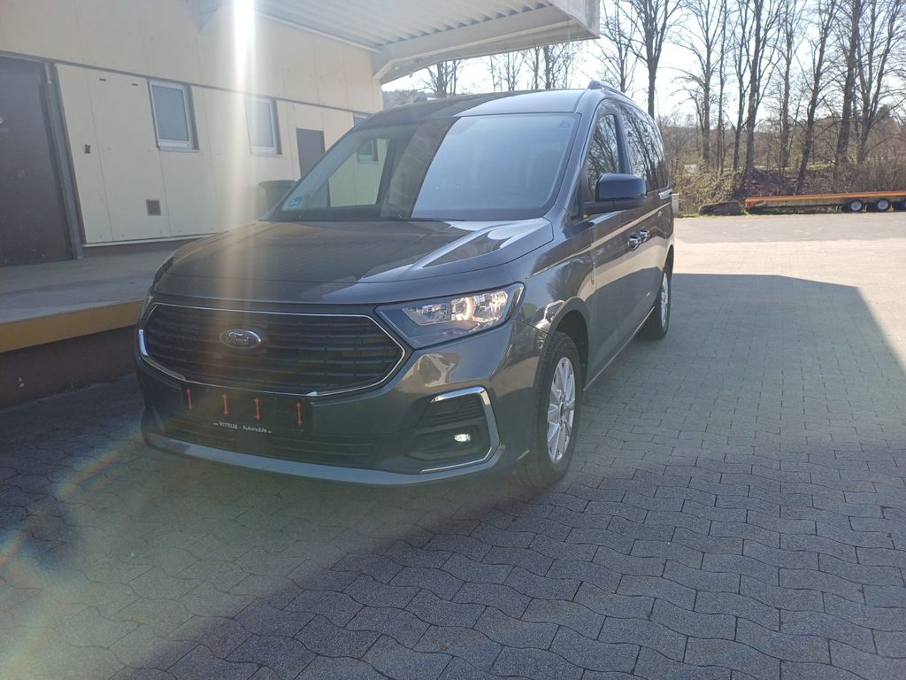 Image of Ford Grand Tourneo