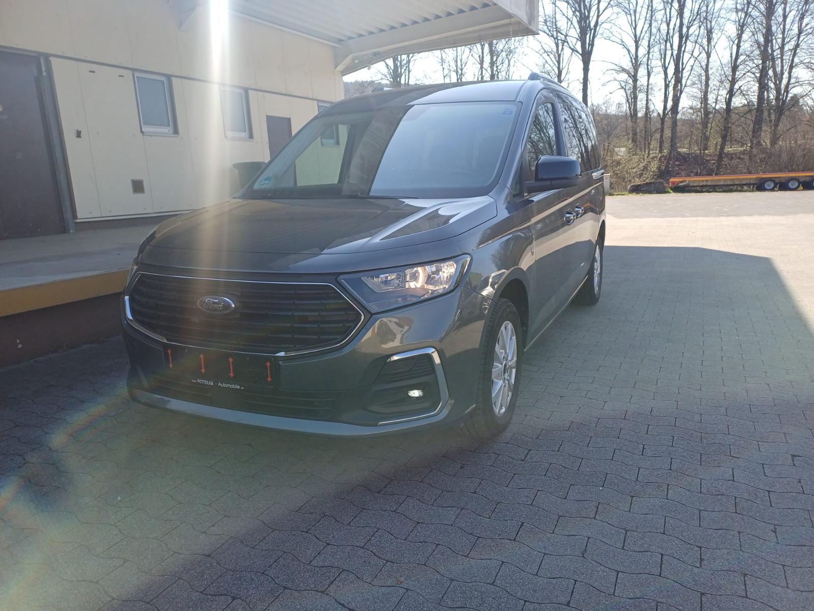 Ford Grand Tourneo Connect Titanium 1Hand ZUASTAND 1A