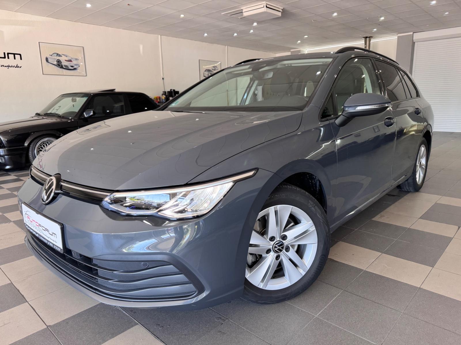 Volkswagen Golf VIII Variant Life