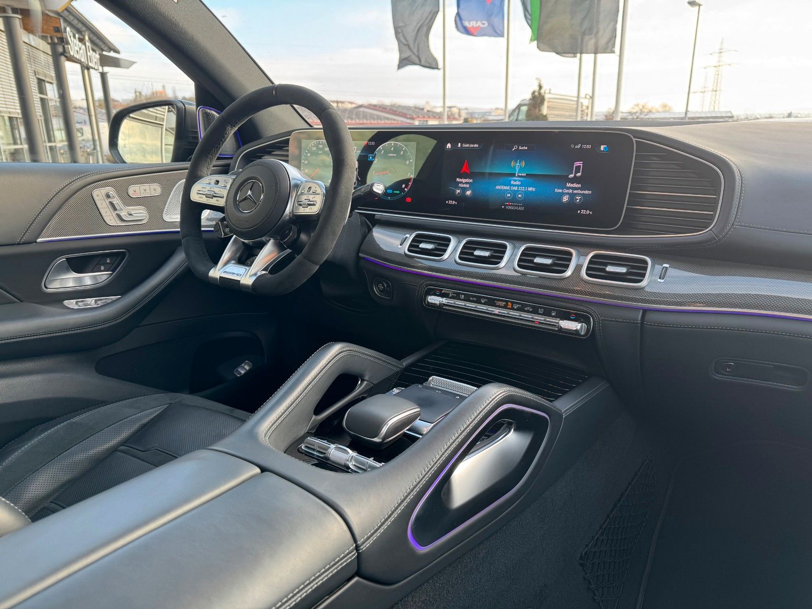 Fahrzeugabbildung Mercedes-Benz GLE 63 AMG S Pano+Burm+AHK+HUD+Massage+StandH