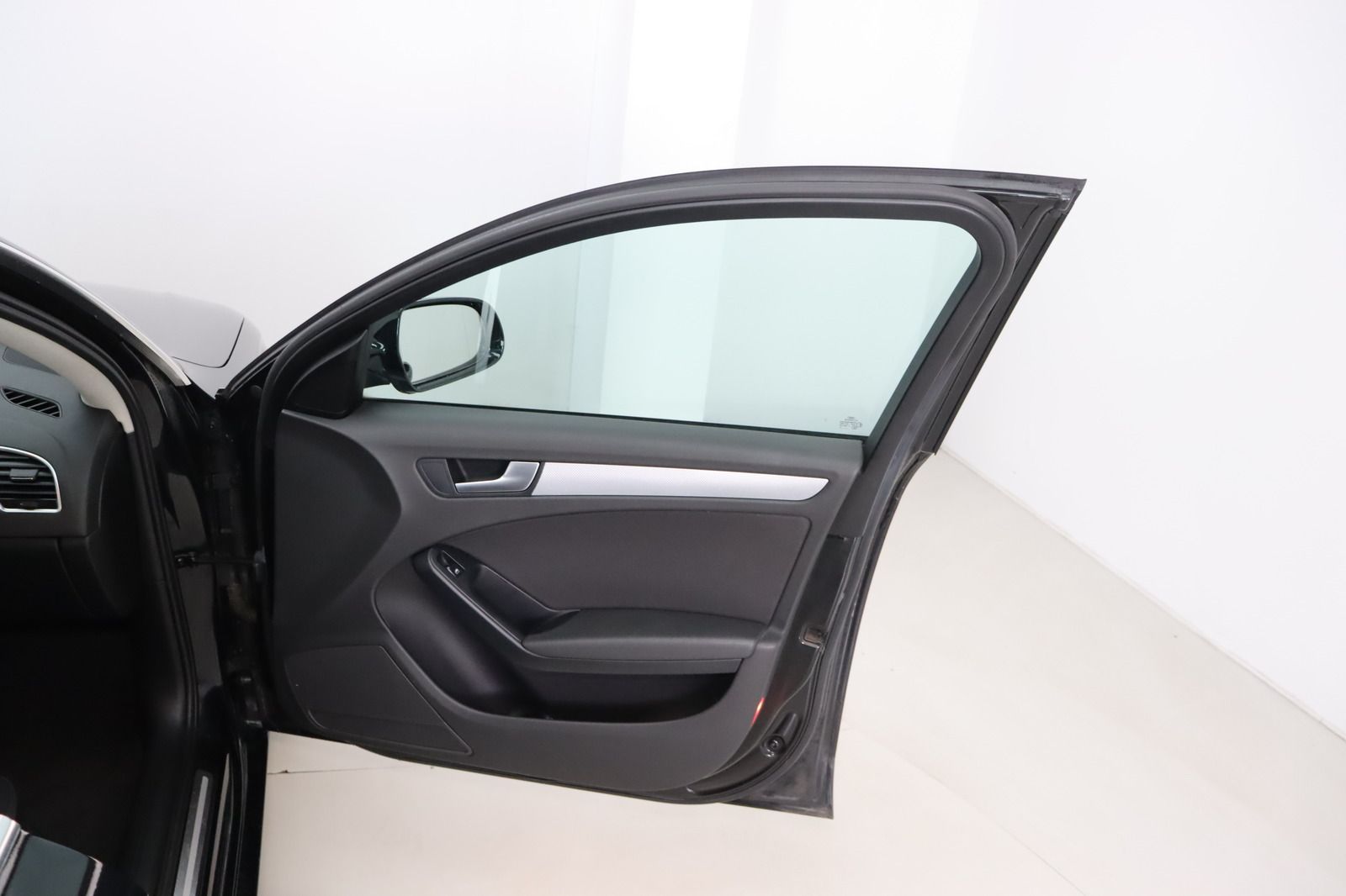 Fahrzeugabbildung Audi A4 1.8 TFSI Ambiente Avant