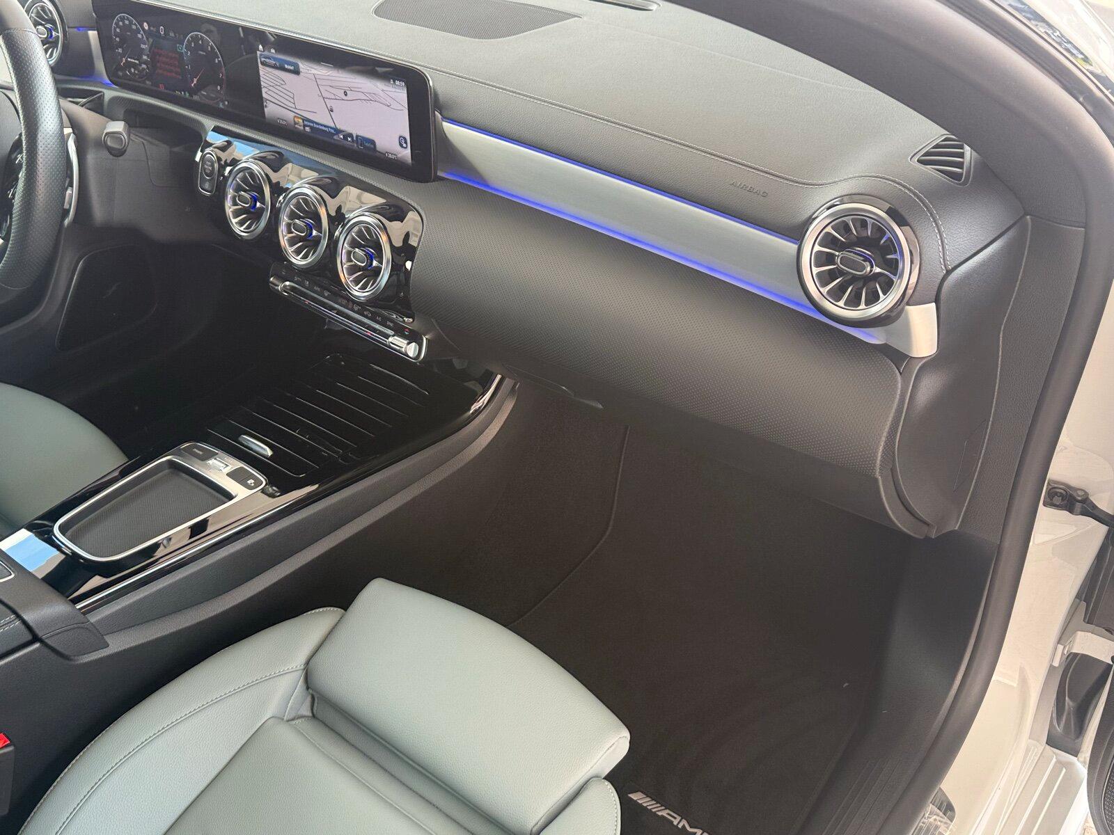 Mercedes-Benz CLA 35 AMG 4M SB Pano.-Dach/Distronic/Kamera/LED