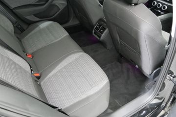 Skoda Superb Combi 2.0 TDI DSG Selection MATRIX AHZV