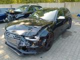 Audi S4 Avant 3.0 TFSI quattro - Audi S4 Unfallwagen
