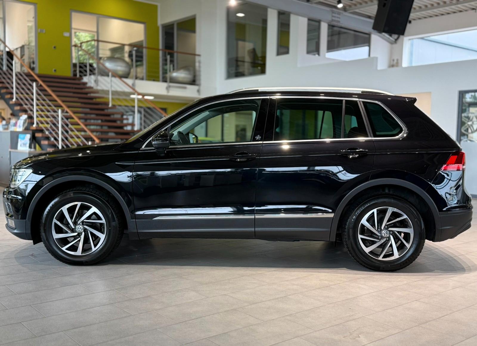Volkswagen Tiguan Sound BMT/Start-Stopp*AHK*CarPlay*ACC*