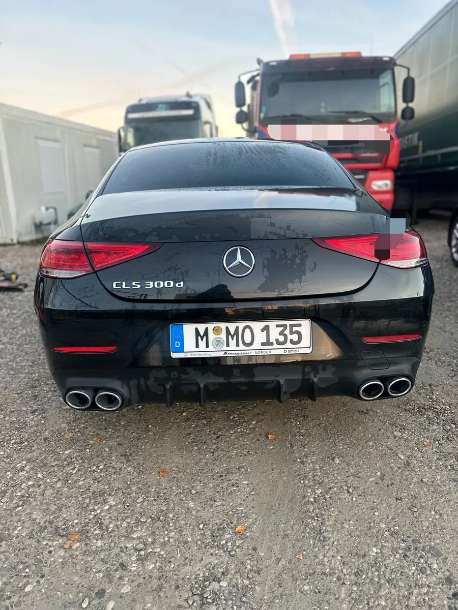 Mercedes-Benz CLS 300*53 AMG UMBAU vom Werk*SHD*DISTRONIC*360