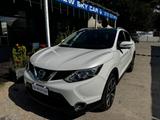 Nissan Qashqai 1.6 dCi 2WD Tekna - Nissan Qashqai mit Diesel-Antrieb: Kombi, Automatik