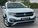 Volkswagen T-Cross Style Navi Klima PDC LED AppleCarPlay - VW T-Cross Gebrauchtwagen in München