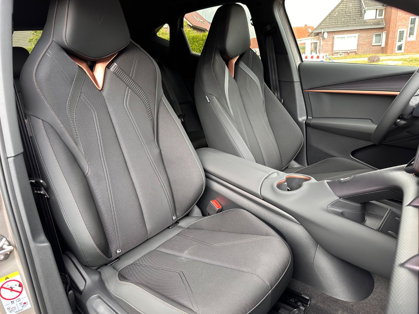 Fahrzeugabbildung CUPRA Tavascan 82 kWh Endurance ACC/NAVI/LED/SHZ/WPUMP