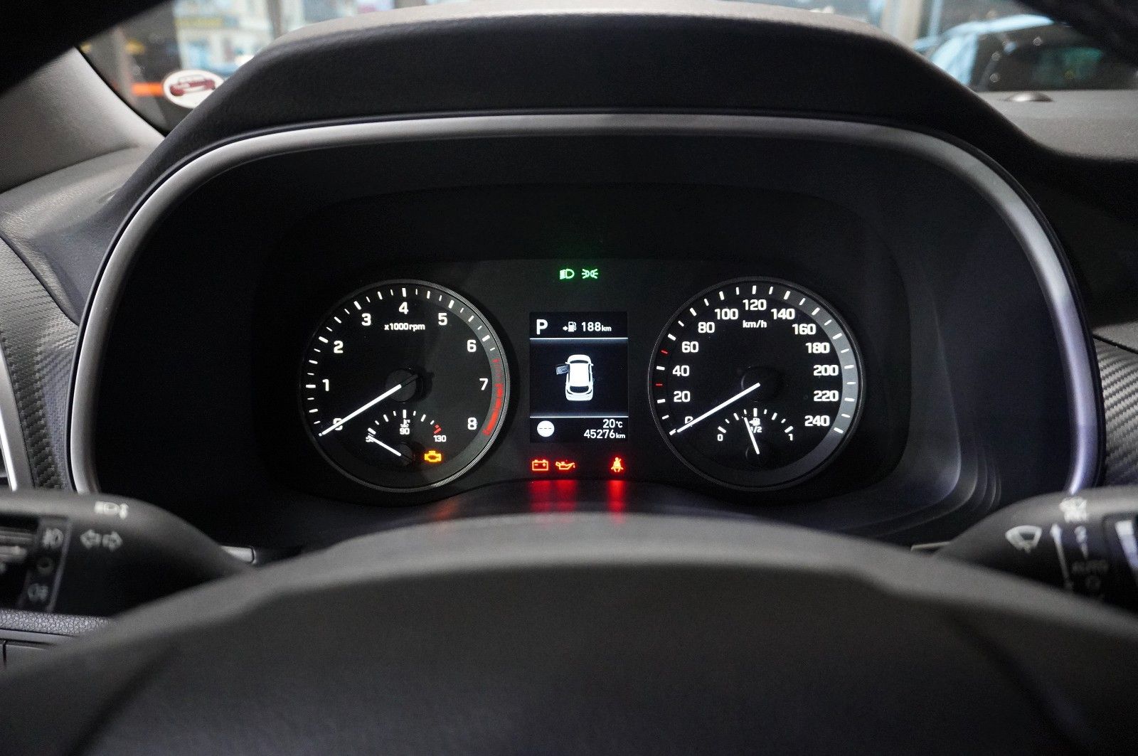 Fahrzeugabbildung Hyundai Tucson 1.6 T-GDI TREND AUTO. NAVI/LED/KAMERA/SHZ