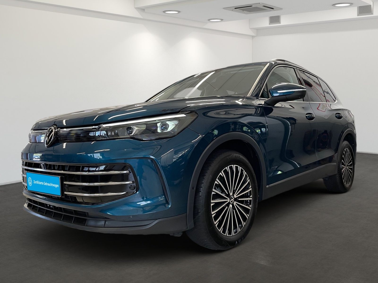 Volkswagen Tiguan 2.0 TDI Elegance AHK MATRIX KAMERA foto 2