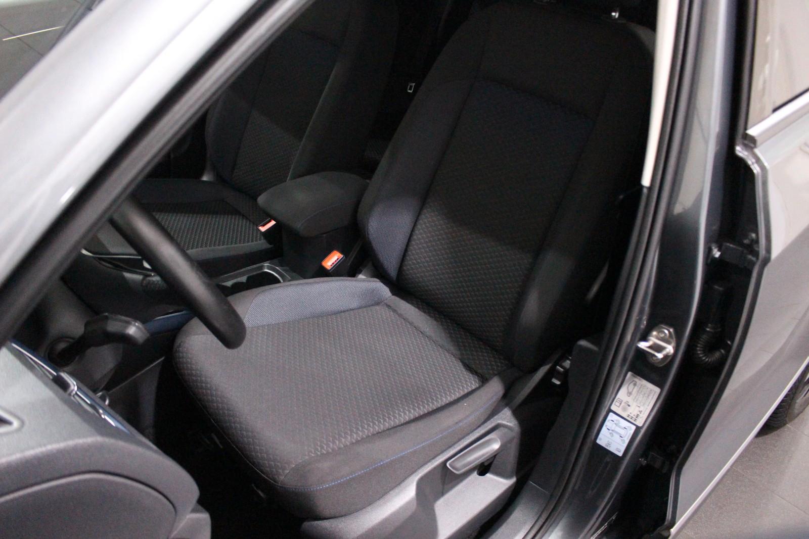 Volkswagen T-Roc United STDHZG ACC TOT SPUR TOP SH 2.H DE, миниатюра 16