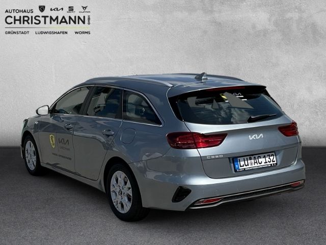Fahrzeugabbildung Kia Ceed_sw VISION 1.5 T-GDI *KOMFORT-PLUS-PAKET*NAV