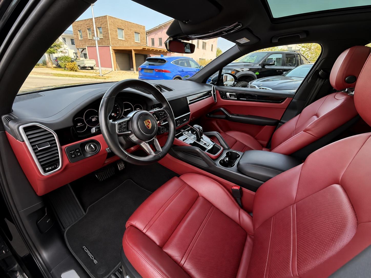 Porsche Cayenne E-Hybrid Sport Chrono Pano 21 Zoll LED