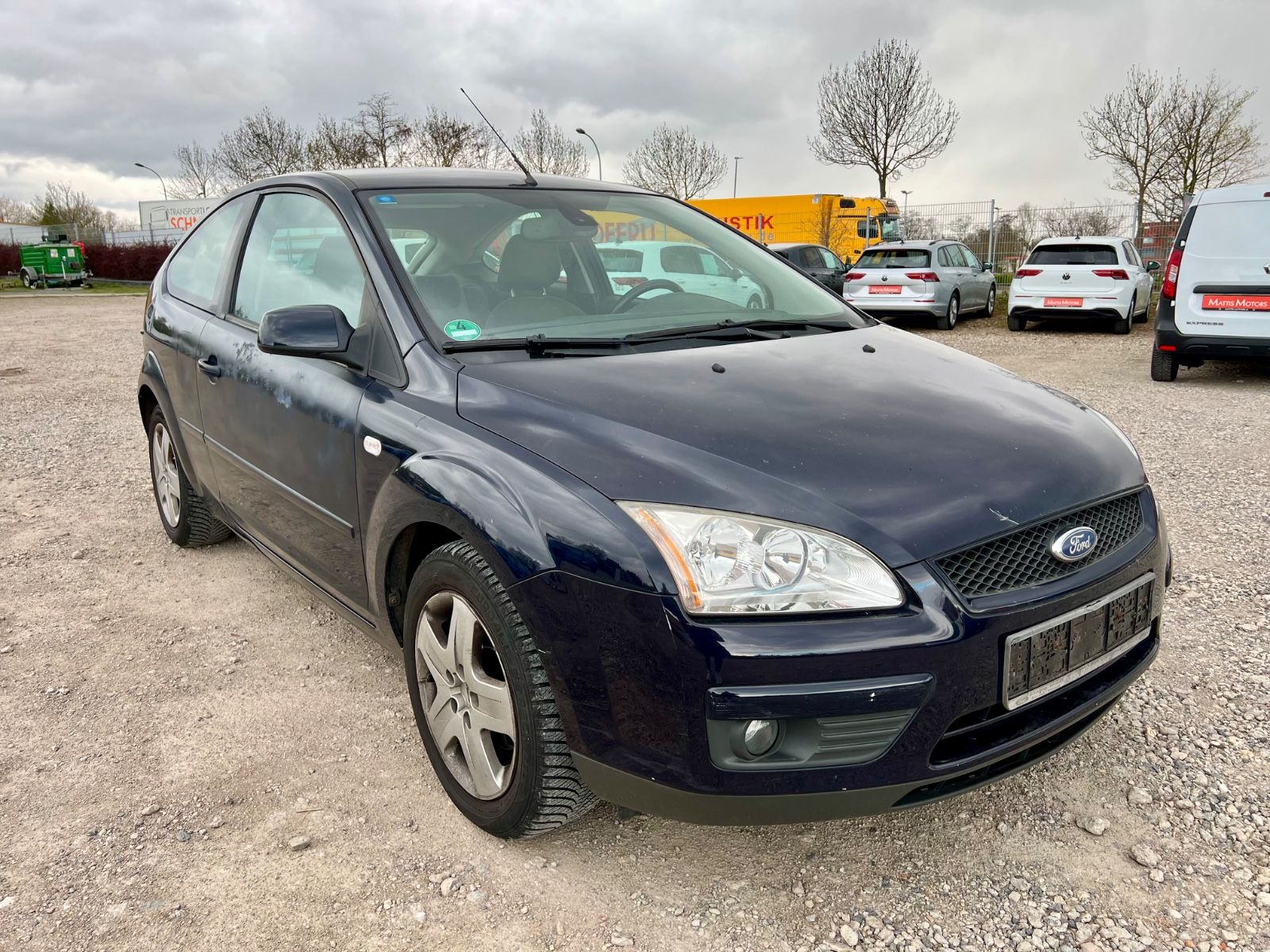 FORD Focus KLIMA SHZ NSW RADIO TEMPOMAT