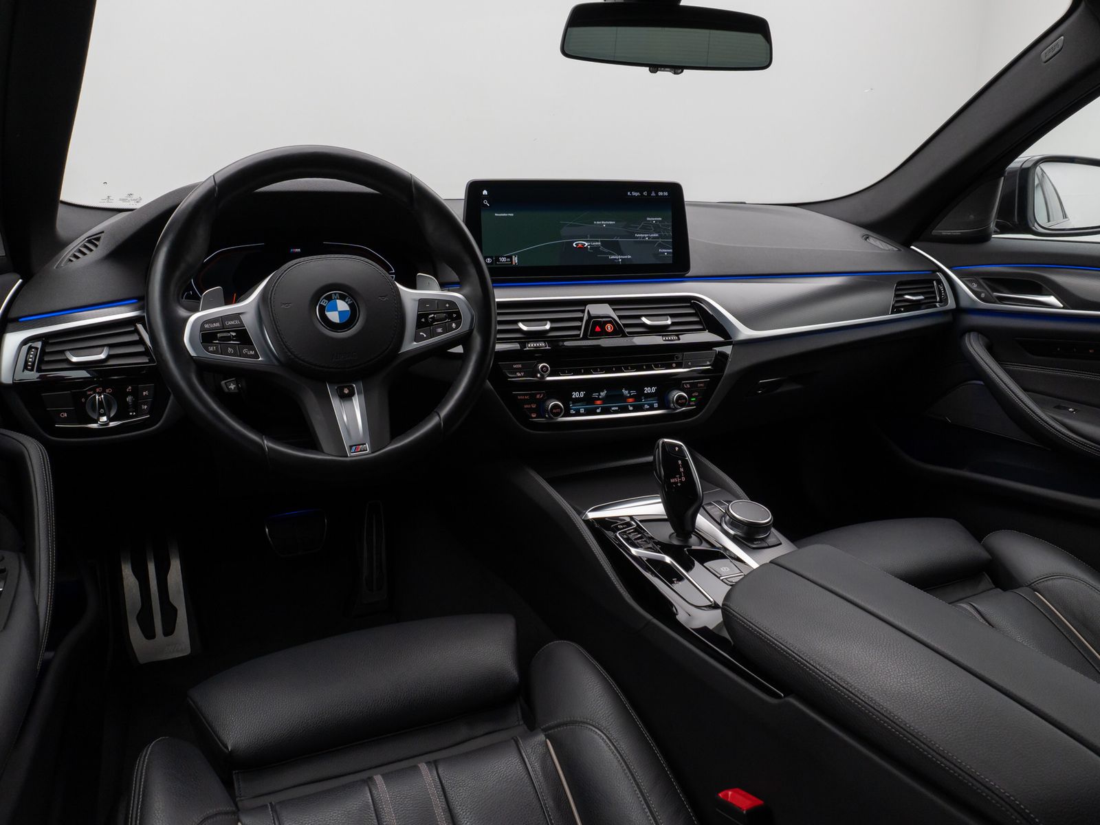 Fahrzeugabbildung BMW 540d xD M Sport Pro Kamera HUD DAB H/K AHK Alarm