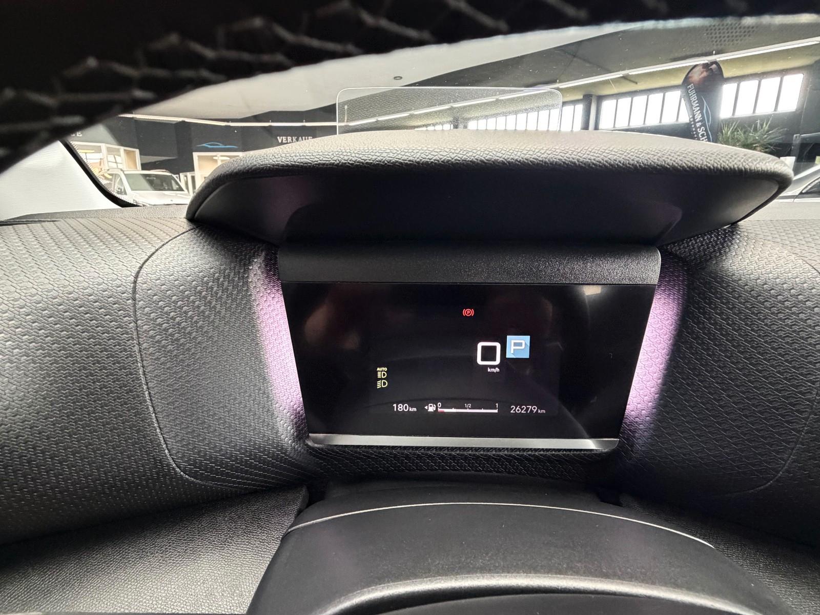 Citroën C4PureTech130Stop&StartEAT8MAX+HeadUp+LED+Rfkm.