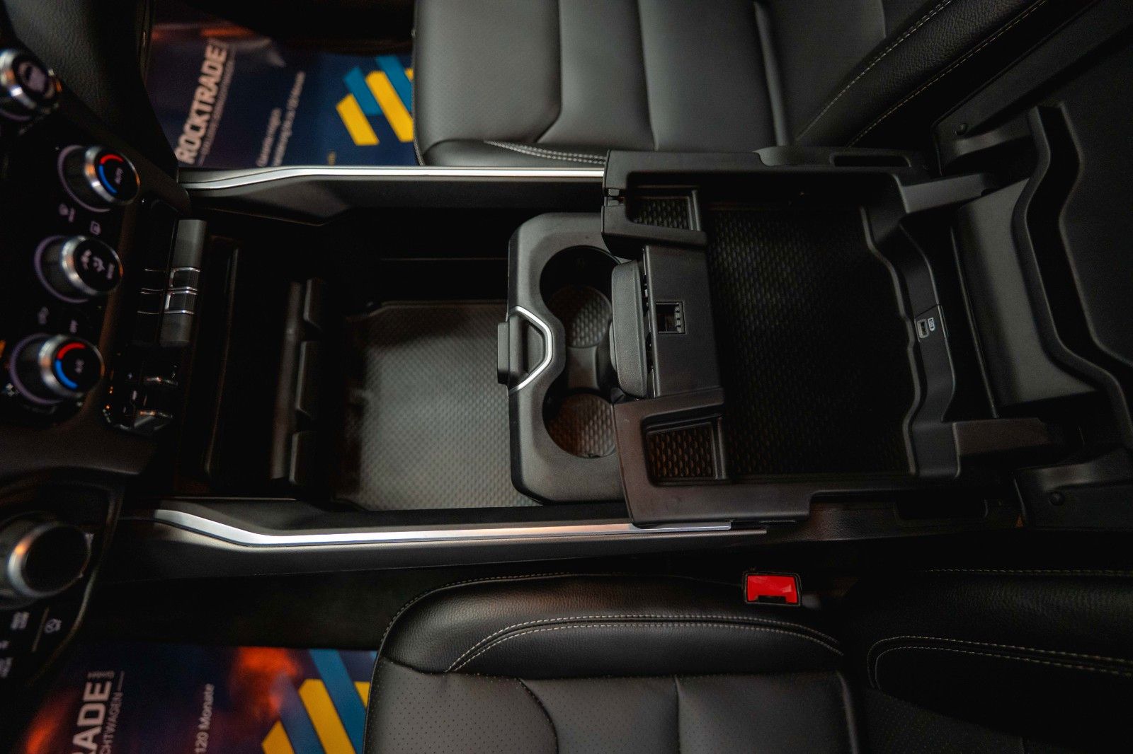 Fahrzeugabbildung Dodge RAM 5.7 V8 HEMI 4x4 Limited OFFROAD AxleLock 19%