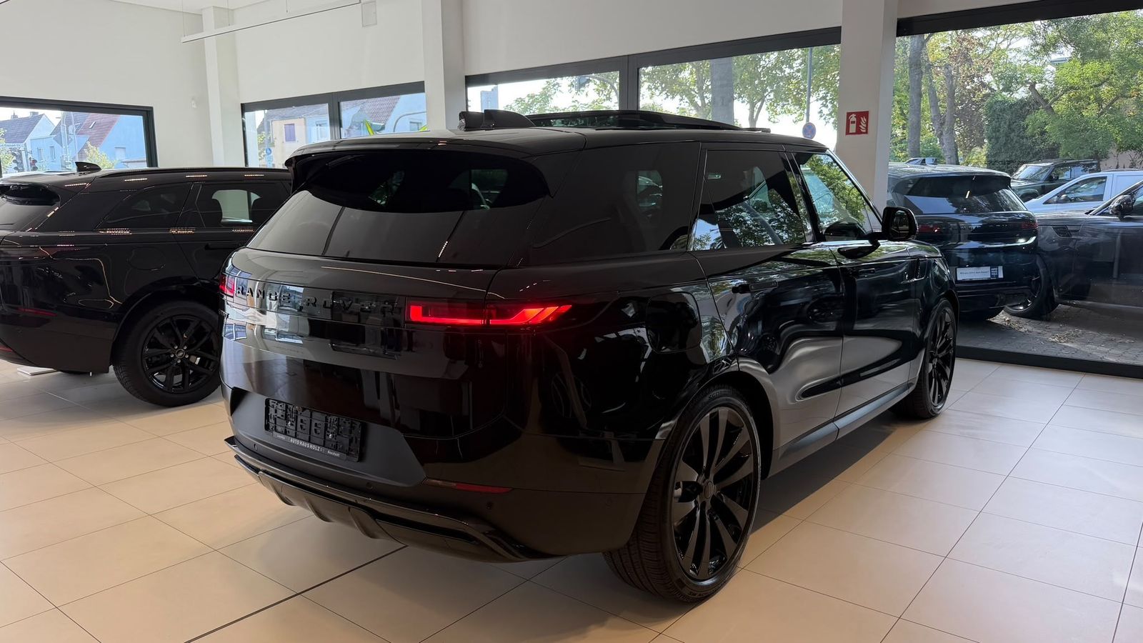 LAND ROVER Range Rover Sport  D250 S 23-Zoll Black Pano – Bild 4