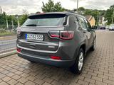 Jeep Compass 2.0 MultiJet Longitude 4x4 NAVI KAMERA - Jeep Compass mit Diesel-Antrieb: Geländewagen, 2.0
