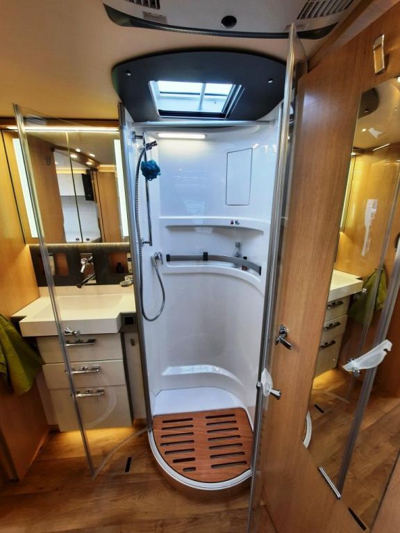 Fahrzeugabbildung HYMER / ERIBA / HYMERCAR B-Klasse ML I 880 Verfüg./Sparen Sie 44.300,- €!