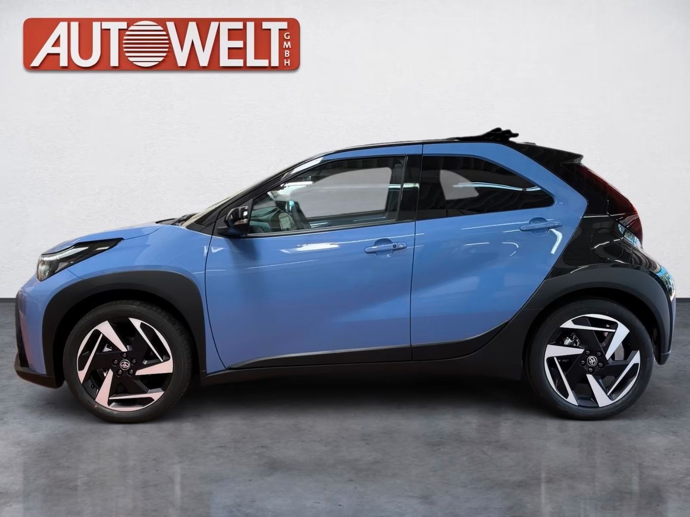 Fahrzeugabbildung Toyota Aygo X Hybrid Lounge Canvas-Premium-Faltdach JBL