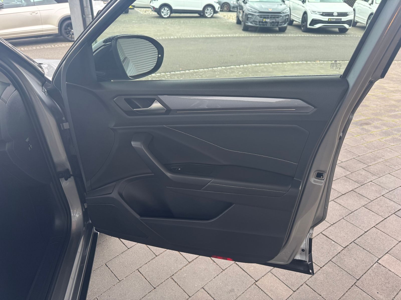 Volkswagen T-Roc - Bild 19