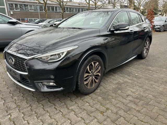 Infiniti Q30 1.5/DSG/Klimaaut./Alu/Navi/Netto 10500