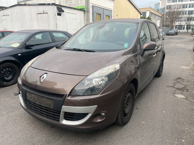 Renault Scenic III Dynamique   MOTORSCHADEN !!!