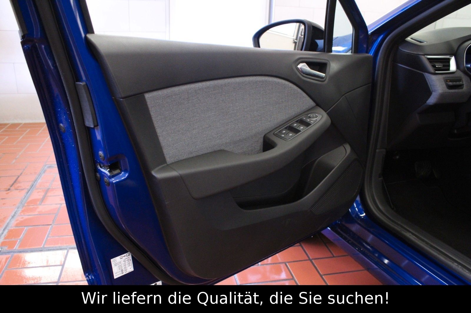 Fahrzeugabbildung Renault Clio TCe 90 Techno Automatik*Winterpaket*