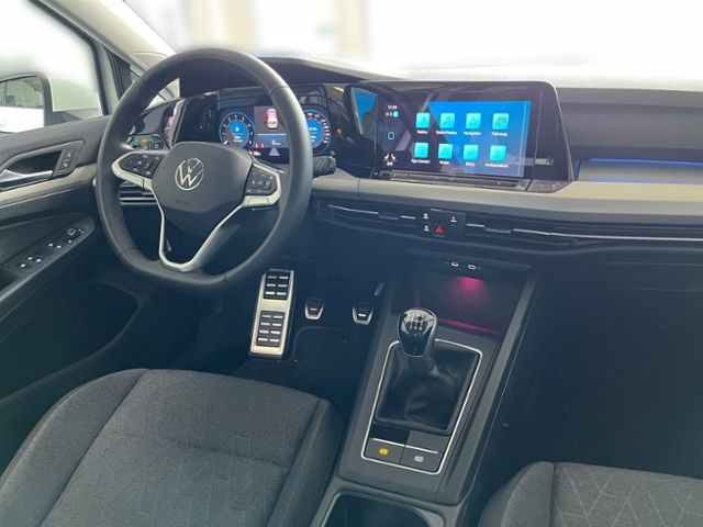 Fahrzeugabbildung Volkswagen Golf 1.0 TSI MOVE GJR ACC MFL PDC NAVI