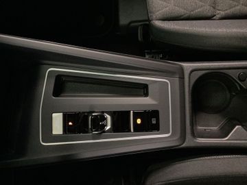 Volkswagen Golf - 11