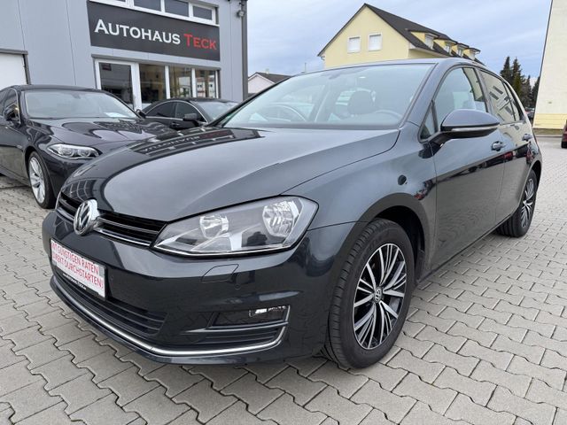 Volkswagen Golf VII 1.Hand/67TKM/NAVI/Stand.Heiz/SHZ/PDC/TÜ