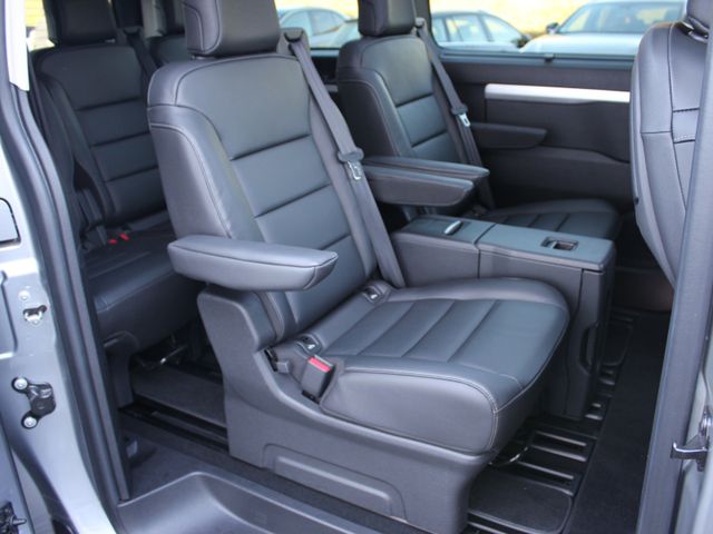 Proace Verso L1 Executive 7-Sitzer*Leder*Navi*AC